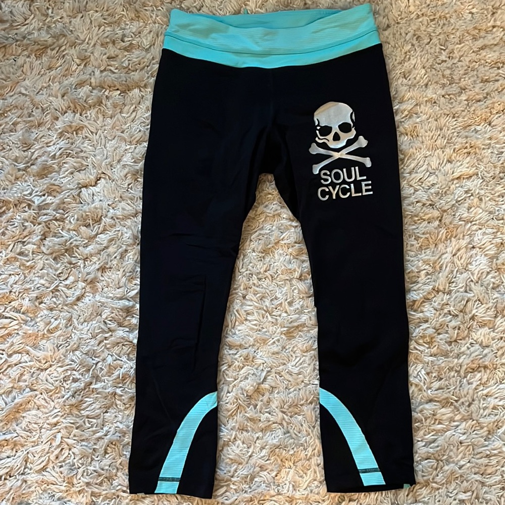 Lululemon x SoulCycle leggings size 6